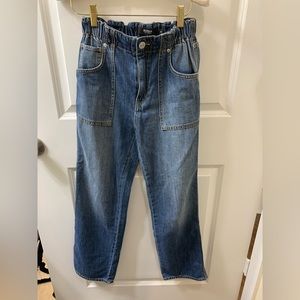 HUDSON jeans. Size 26. NEVER WORN.